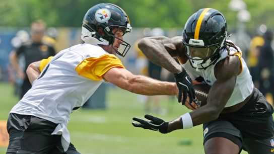 Rodgers is here, and he's 'all in' with Steelers taken on the South Side (Top story). Photo by JUSTIN K. ALLER / GETTY